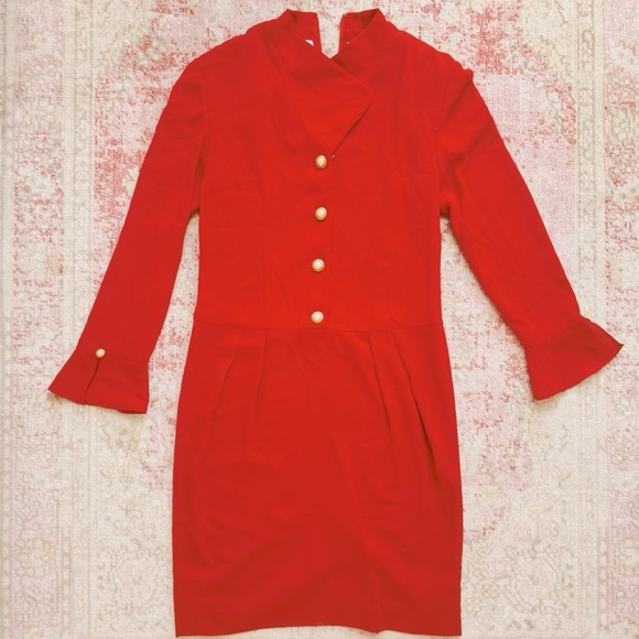 Chaus Dresses & Skirts - Chaus Dresses, Woman’s 1973 Vintage Red Button-Up Dress